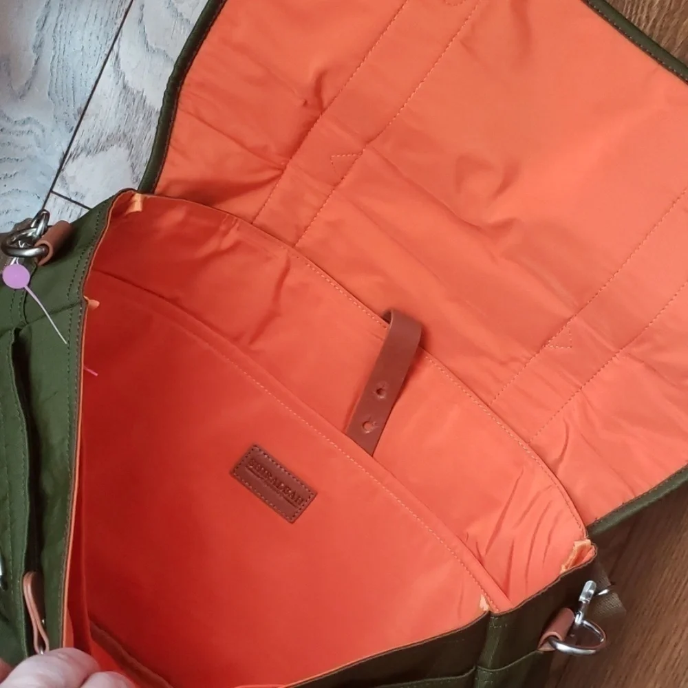 Shiraleah Chicago computer bag. NWOT